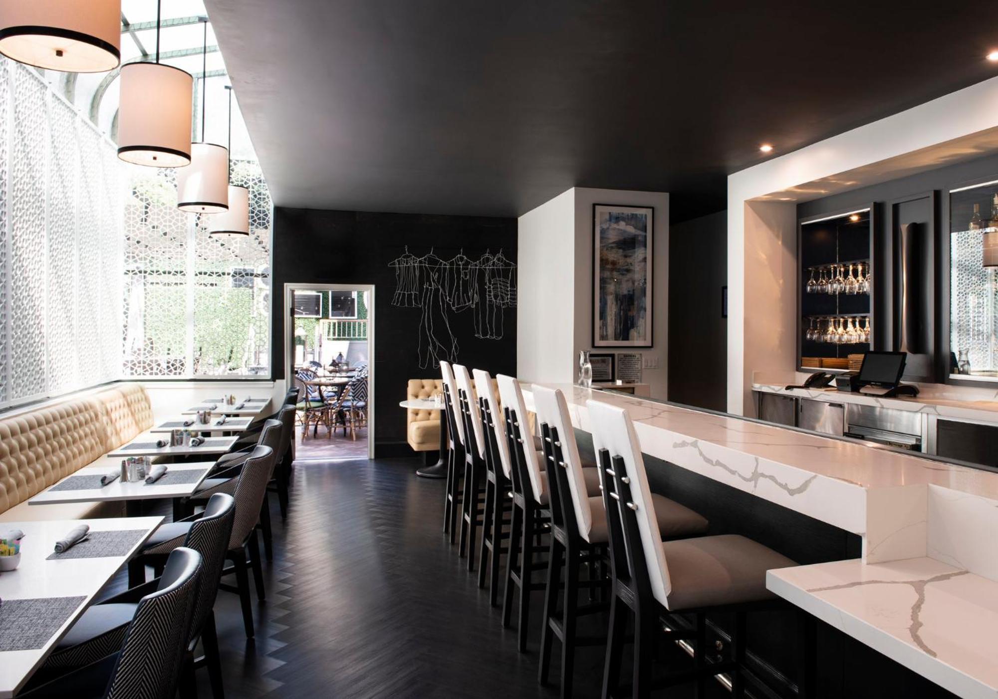 Chamberlain Hotel 4*